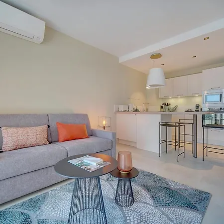 Immogroom- Modern- Terrace - Ac - Center- Croisette- Congressesbeaches *