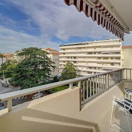 Immogroom- Modern- Terrace - Ac - Center- Croisette- Congressesbeaches Cannes